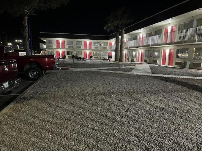 Rodeo Inn بيكوس المظهر الخارجي الصورة